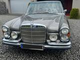 Mercedes-Benz 300sel 3.5 aus Portugal mit einmaliger Farbkombi - Mercedes-Benz 300: 300e