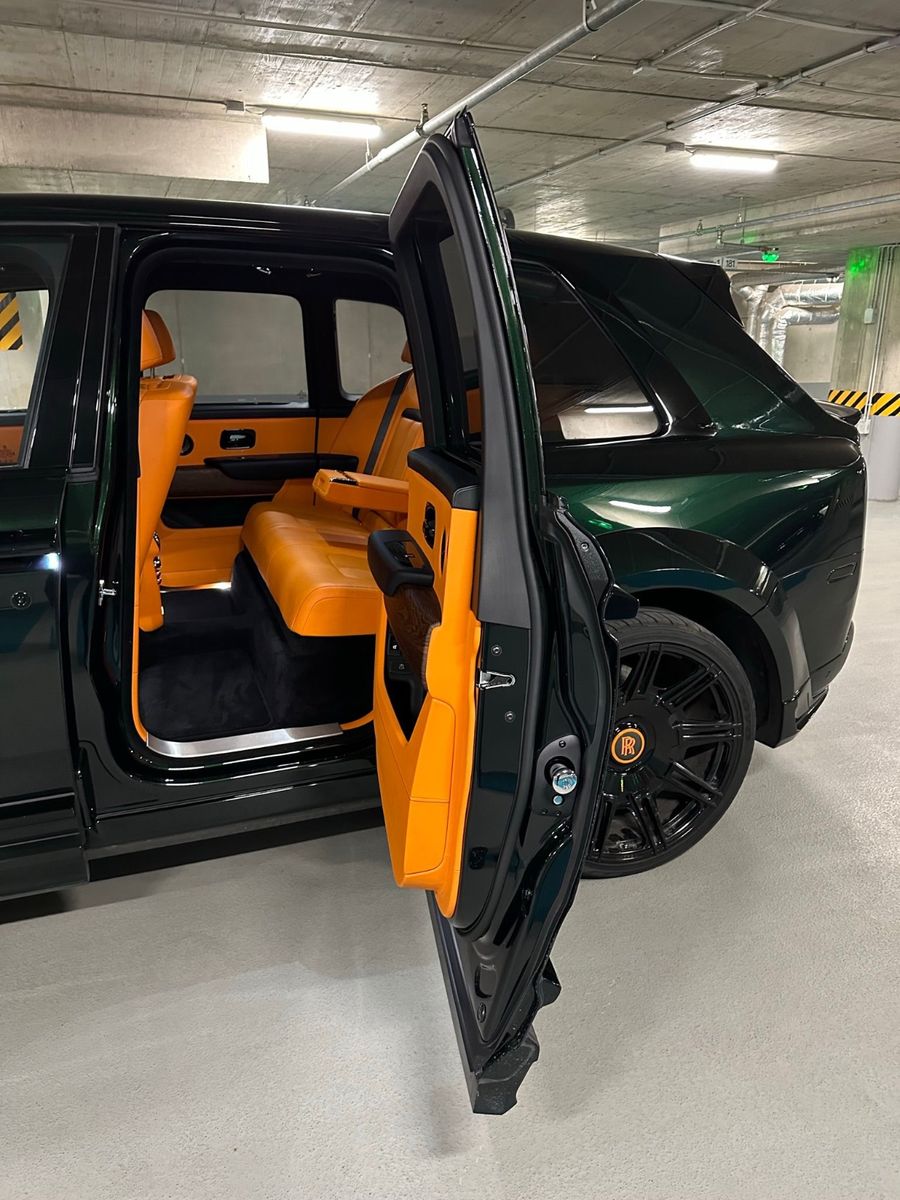 Fahrzeugabbildung Rolls-Royce Cullinan NOVITEC OVERDOSE/SHOOTING STAR/MANDARIN