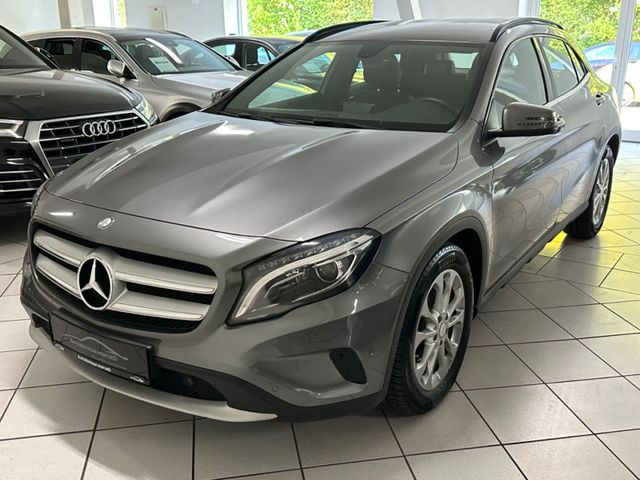 Mercedes-Benz GLA 200 CDI Automatik Xenon T-Leder