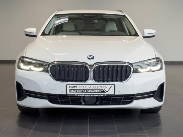 BMW 540 d xDrive Touring AHK+Standheizung+Sportsitze