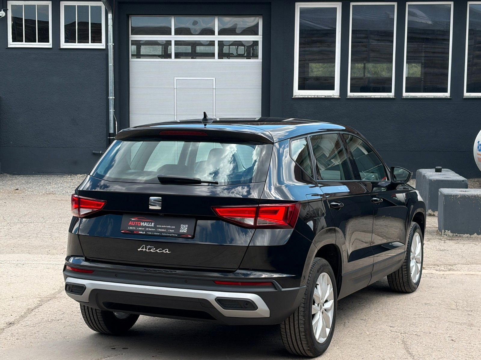 Fahrzeugabbildung SEAT Ateca Style 1,5 TSI DSG Tempomat LHZ SHZ CAM NAV