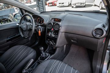 Fahrzeugabbildung Opel Corsa D Edition "111 Jahre"