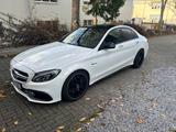 Mercedes-Benz C 63 AMG Mercedes-AMG C 63 Mercedes-AMG - Mercedes-Benz C 63 AMG: Limousine