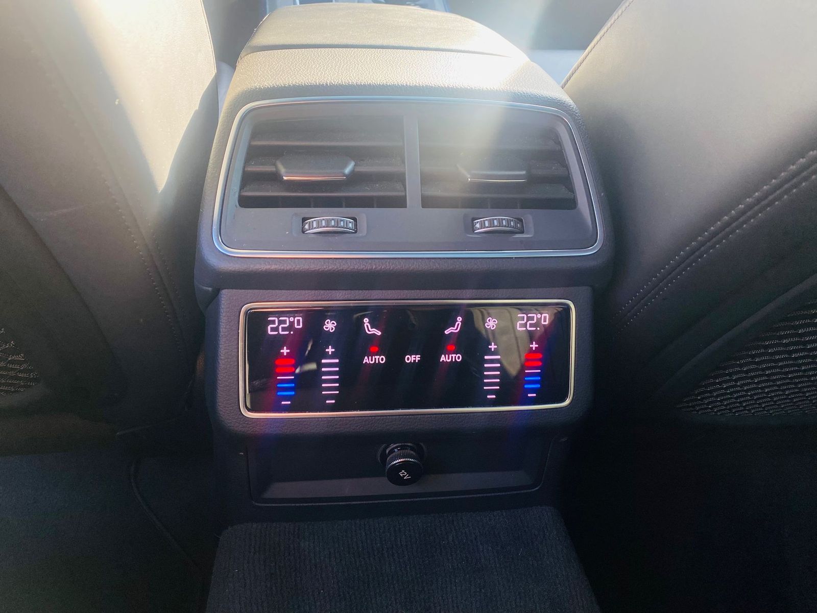 Fahrzeugabbildung Audi A6 TDI Quat Sport >VIRTU+PANO+KAMER+SHZ+LED+AHK+