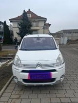 Citroën Berlingo HDi 115 Multispace Selection Multis... - Citroën Berlingo Gebrauchtwagen in Stuttgart