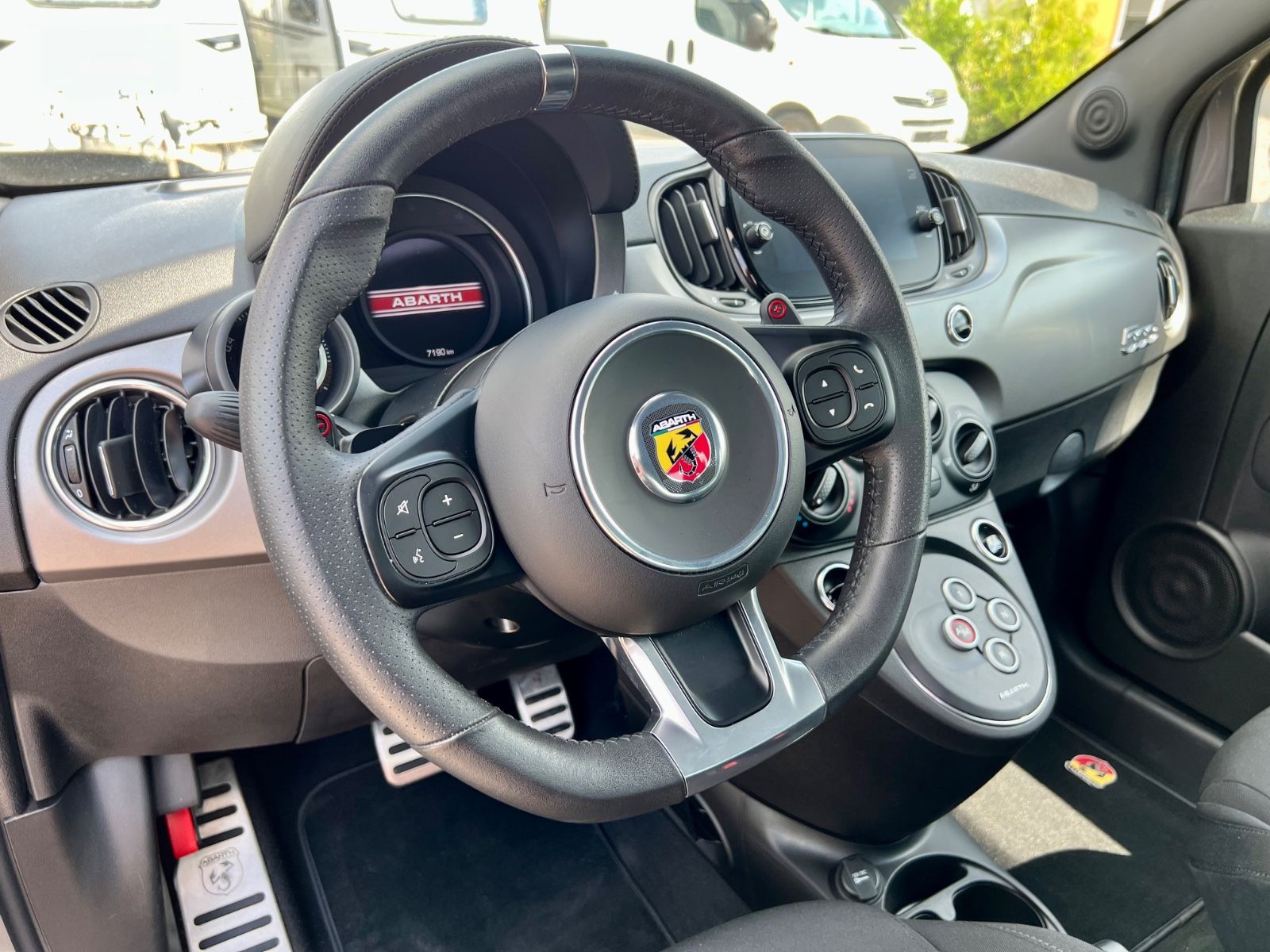 ABARTH 595 KLIMA PDC CARPLAY L+R SENSOR