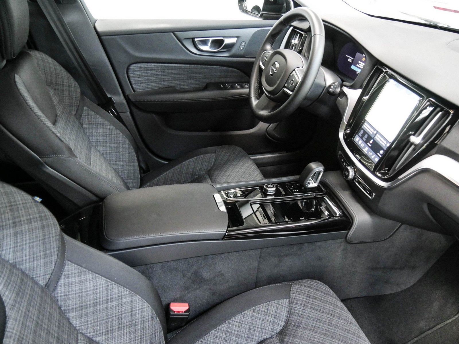 Volvo V60 T6 Core Plug-In Hybrid AWD imagem 3