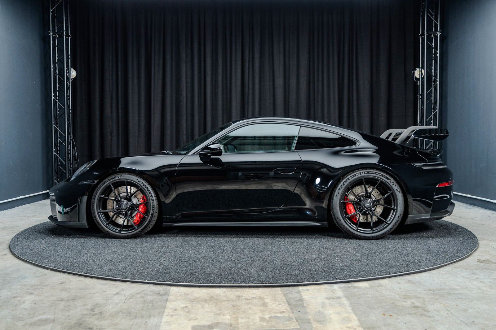 Fahrzeugabbildung Porsche GT3 + 1. Hand + 1.835 km + Lift + Carbon + BOSE