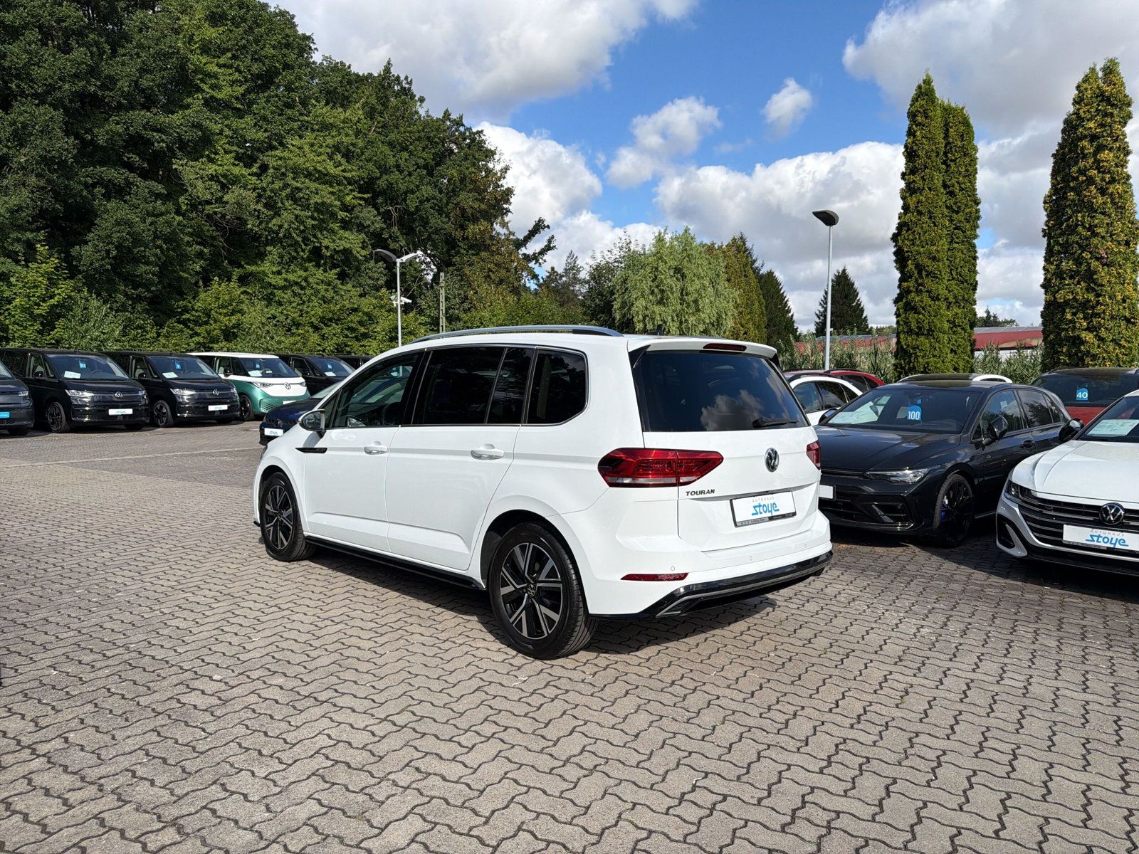 Touran R-line TSi DSG 7S PANO Navi LED