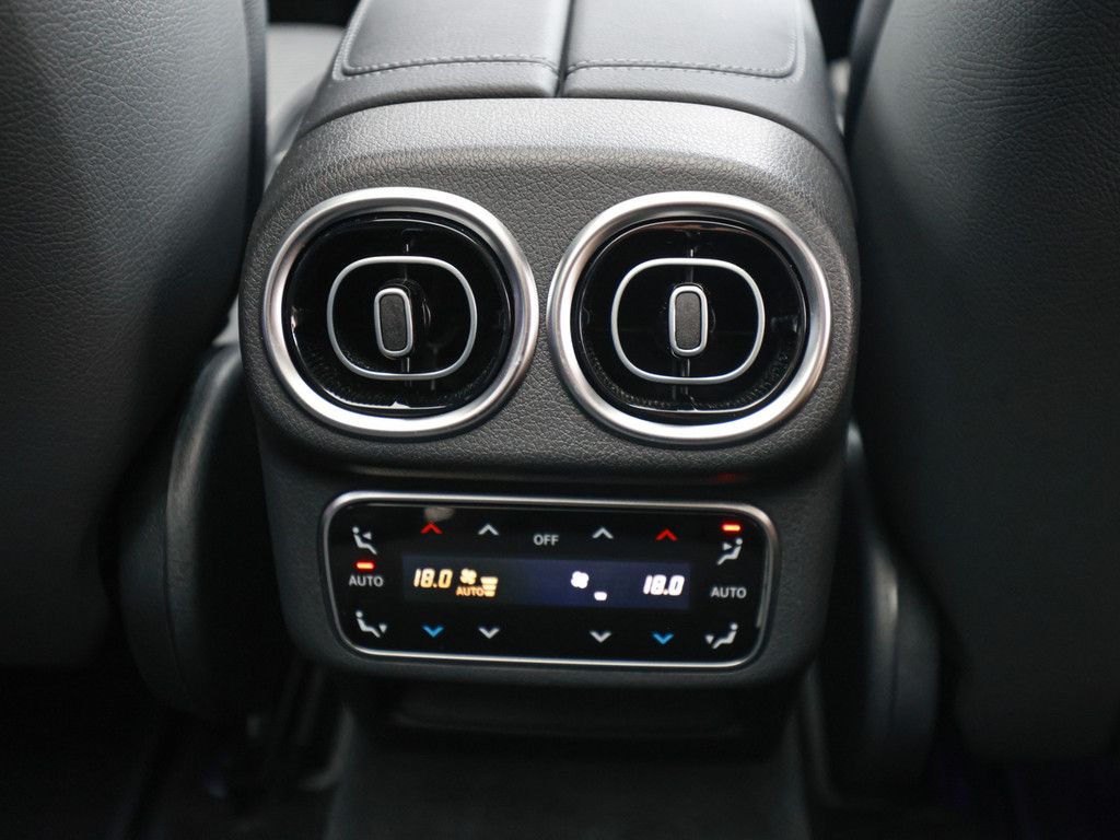 Mercedes-Benz GLC 300 de 4M Avantgarde Premium+ AHK Distr. LED foto 13