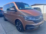 Volkswagen T6.1 Multivan Highline 4Motion LED - Volkswagen: Highline Multivan 4motion