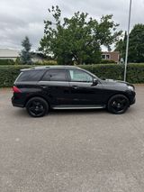Mercedes-Benz GLE 350d 4MATIC AMG Head Up Leder Schiebed. 360 - Mercedes-Benz GLE-Klasse in Köln