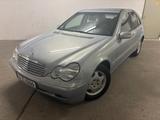 Mercedes-Benz C200 KOMPRESSOR ELEGANCE|LEDER|NAVI|S-HEFT|1HAND - Mercedes-Benz C-Klasse: Kompressor