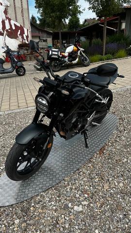 Honda CB 125 R SERVICE NEU!!