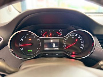 Opel Crossland (X) - 8
