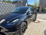 Tesla Model Y Long Range Dual Motor AWD Long Range - Tesla Model Y: Limousine