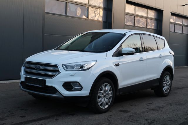 Ford Kuga 1,5 Titanium Navi Bi-Xenon