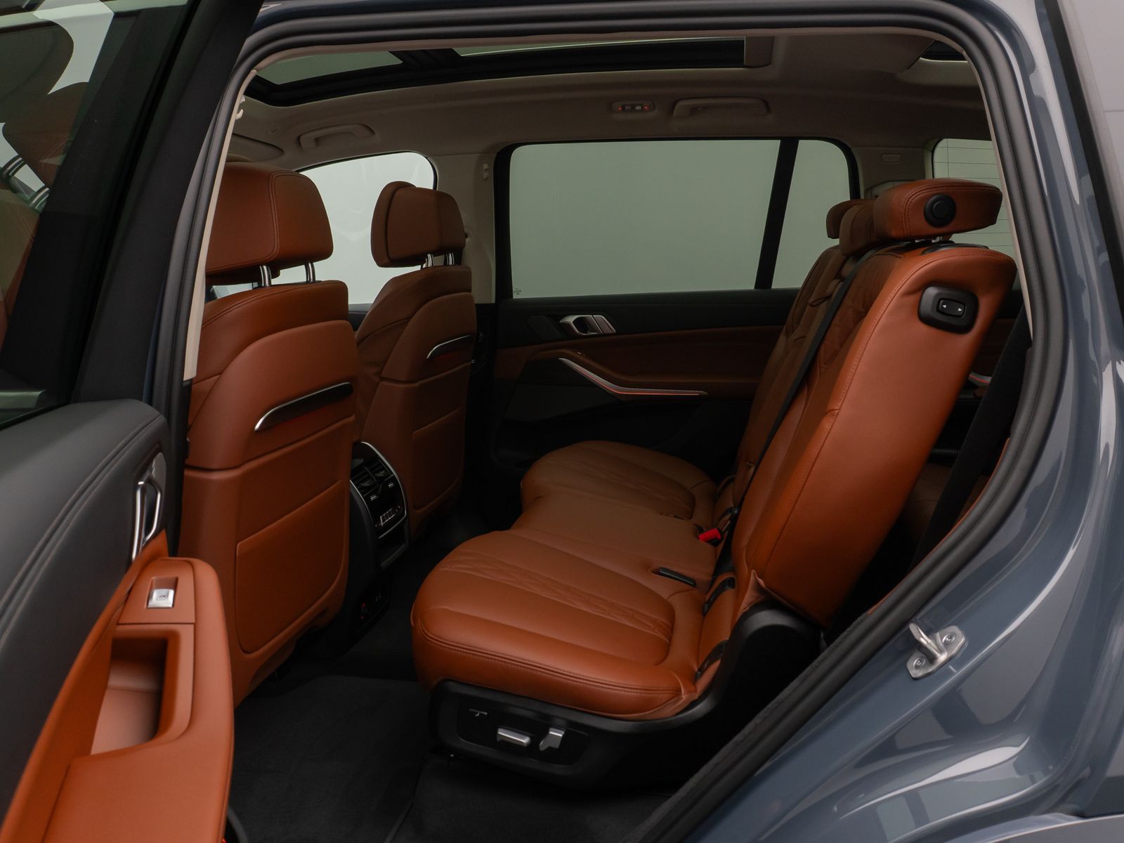 Fahrzeugabbildung BMW X7 xD40d Panorama 360°HUD DAB H/K Massage SoftCl