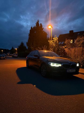 BMW BMW 530d xDrive  3.0 Diesel  Reihensechs...