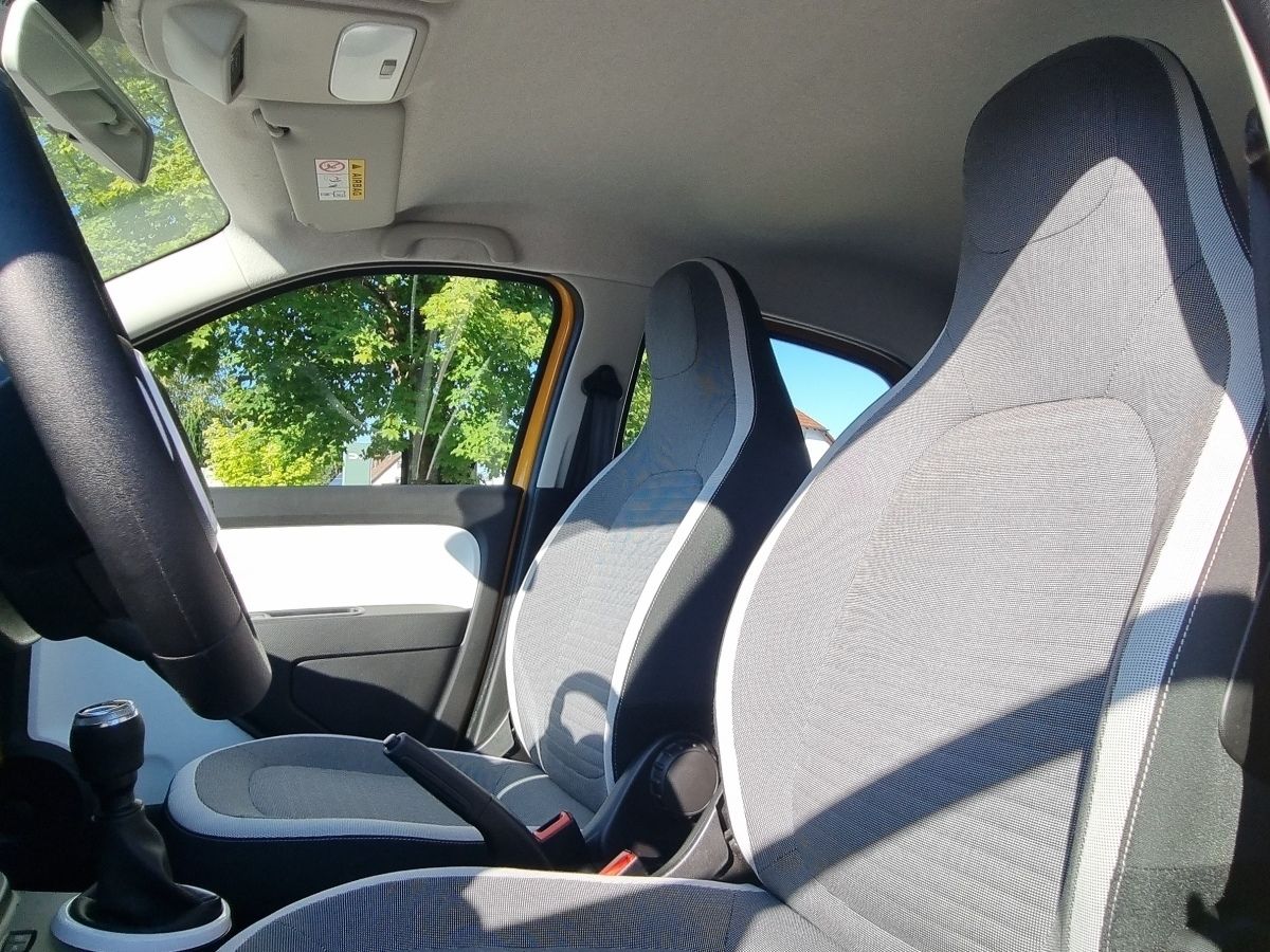 Fahrzeugabbildung Renault Twingo LIMITED SCe 75