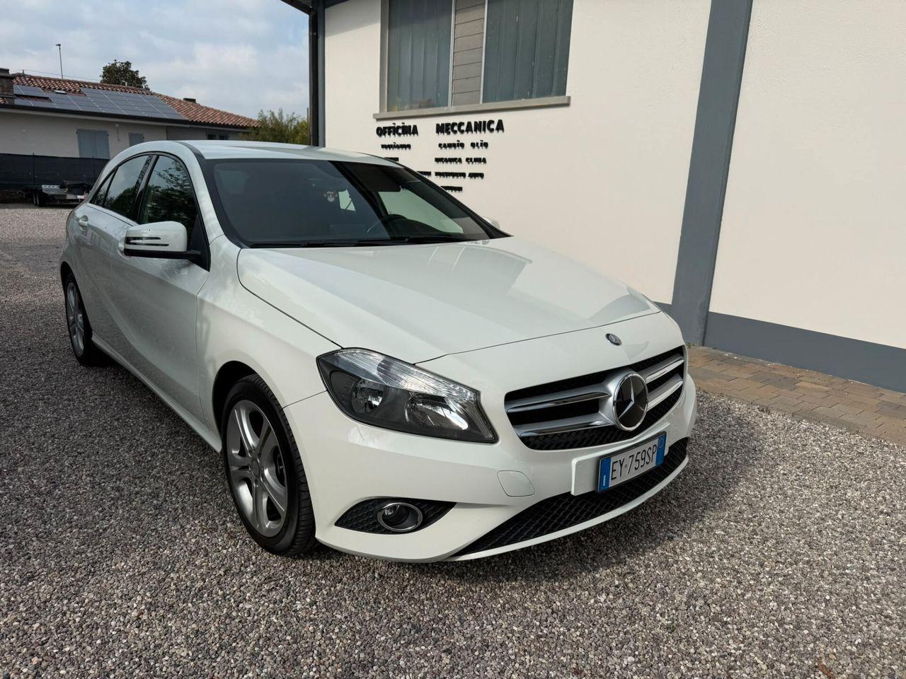 Mercedes-Benz A 180