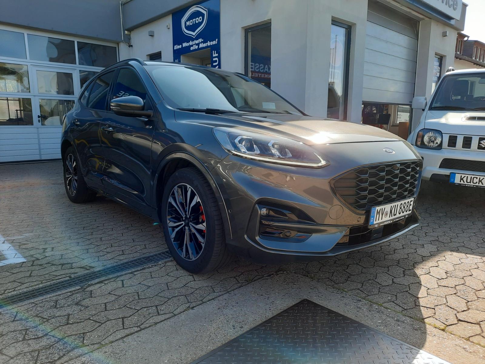 Ford Kuga PlugIn Hybrid ST-Line X mit Anhängekupplung