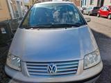 Volkswagen Sharan 1.9 TDI Family - Volkswagen Sharan: Family