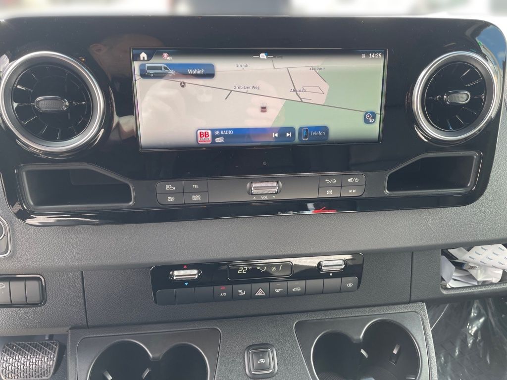 Fahrzeugabbildung Mercedes-Benz Sprinter 319 Kasten SELECT L4H2 4x4 LED AHK DIST