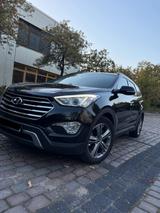 Hyundai Grand Santa Fe 2.2 Diesel  7 Sitze - Hyundai Grand Santa Fe aus 2014