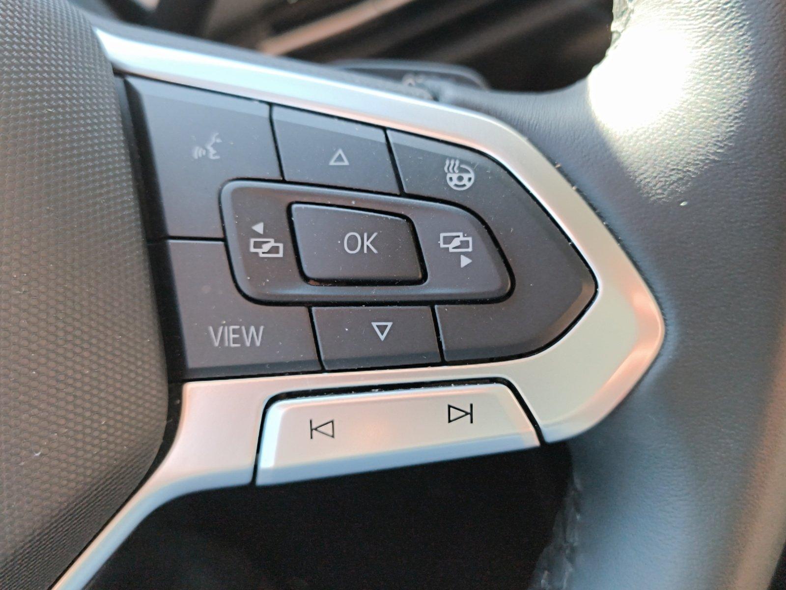 Volkswagen Golf VIII Var. 2.0 TDI DSG Life NAVI ACC VOLL-LE, миниатюра 14