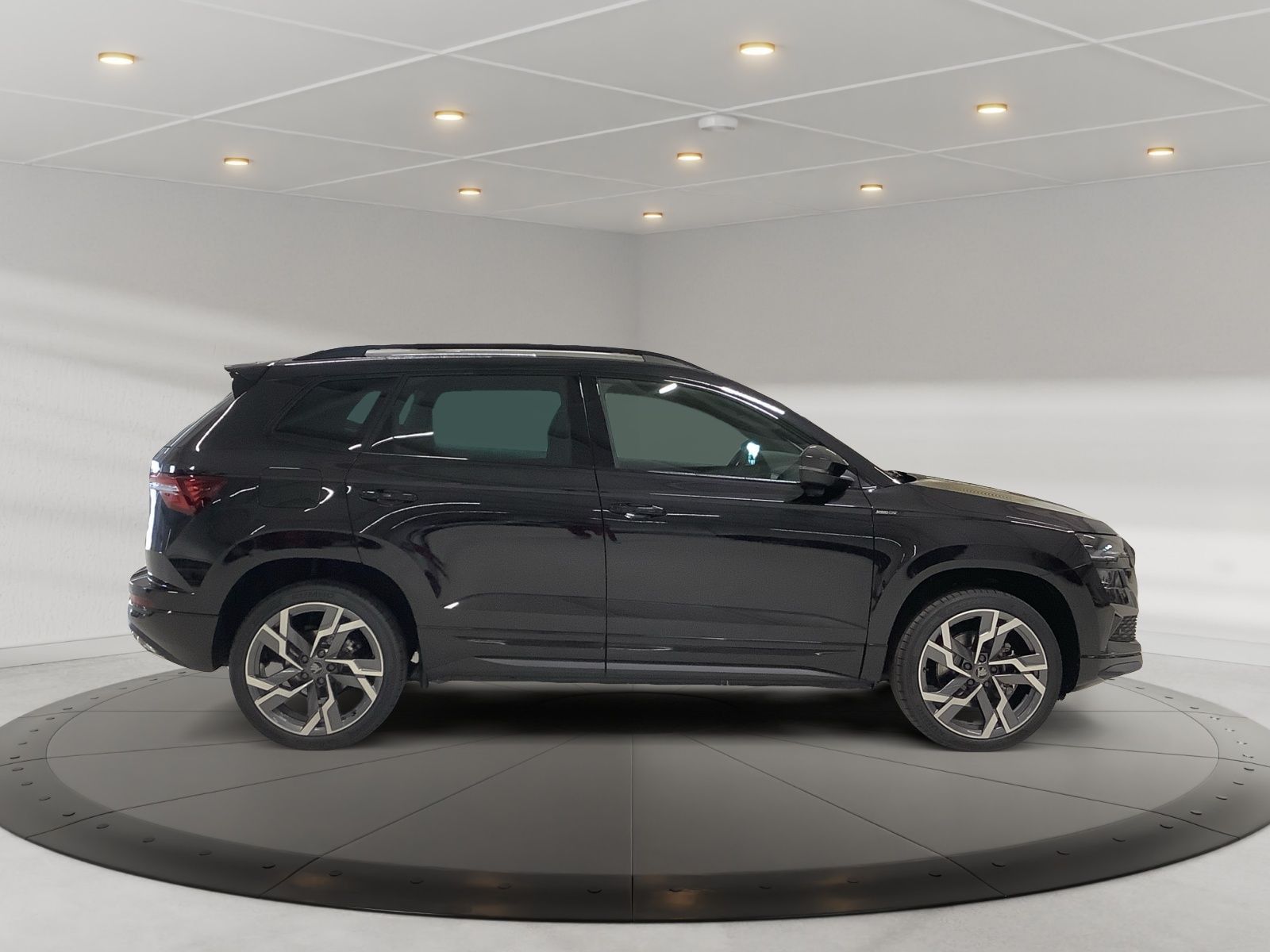 Karoq Sportline TDI 110 kW DSG NAVI LED AHK