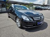 Mercedes-Benz E 200 E -Klasse Coupe E 200 CGI BlueEfficiency - Mercedes-Benz aus 2012: Coupé, C