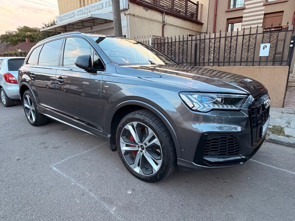 Image of Audi Q7