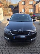 Skoda Rapid 1.2 TSI 77kW Edition Spaceback Edition - Skoda Rapid in Köln
