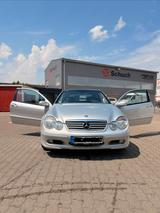 Mercedes-Benz Mercedes C 200 Sportcoupé, Kompressor - gebrauchte Mercedes-Benz C 200 aus dem Jahr 2001
