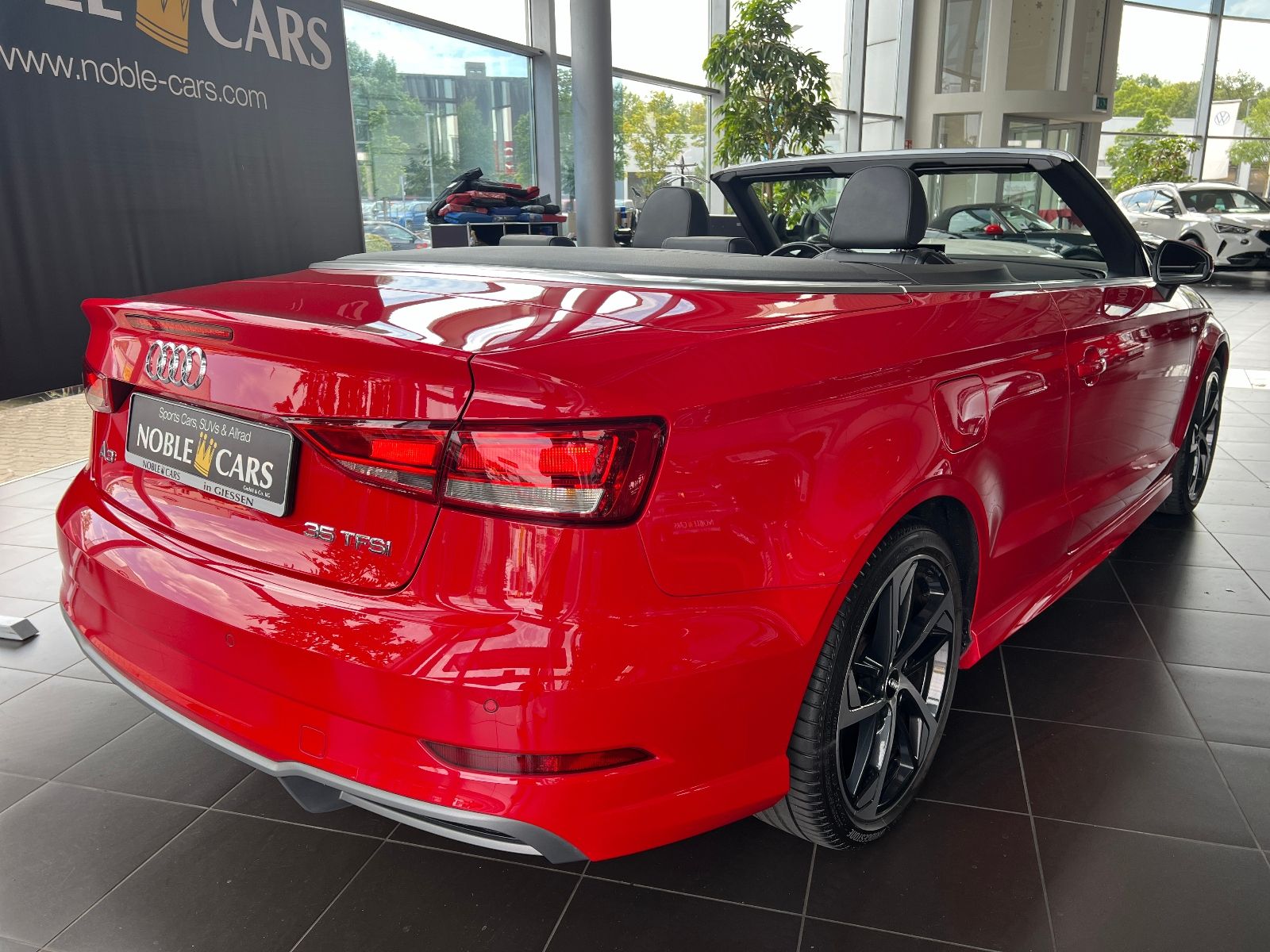 Fahrzeugabbildung Audi A3 Cabriolet 35 TFSI S line competition sport