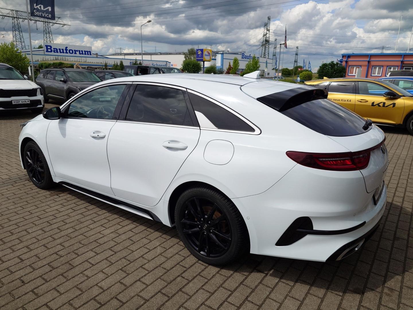 Kia ProCeed 1.6 CRDI DCT GT-Line Navi-Paket