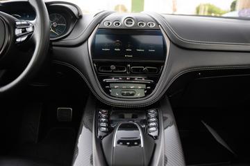 صورة مصغرة 17 لـ 2020 Aston Martin DBX