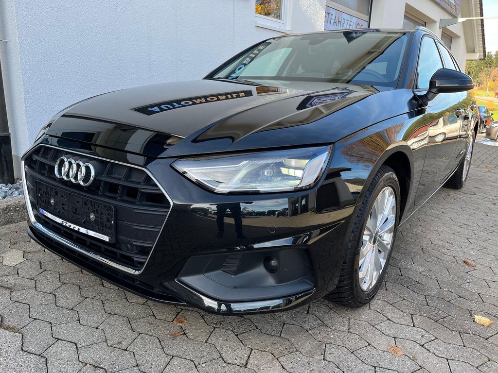 AUDI A4 2024