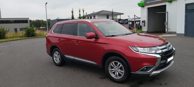 Mitsubishi Outlander 2.0 MIVEC ClearTec SUV-Star 2WD SU...