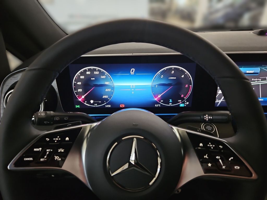 Fahrzeugabbildung Mercedes-Benz V 300 d STYLE Extralang 360 ACC AHK AUT Facelift