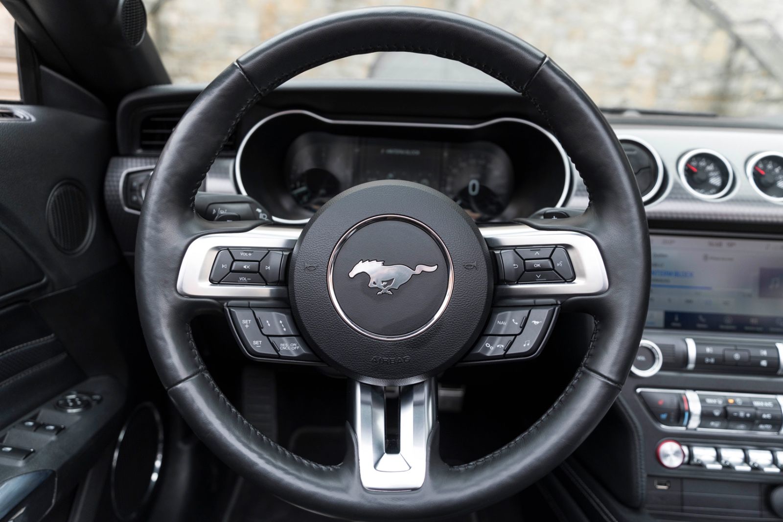 Fahrzeugabbildung Ford Mustang Kabrio GT 5.0L ACC LED KAM NAV SHZ/K