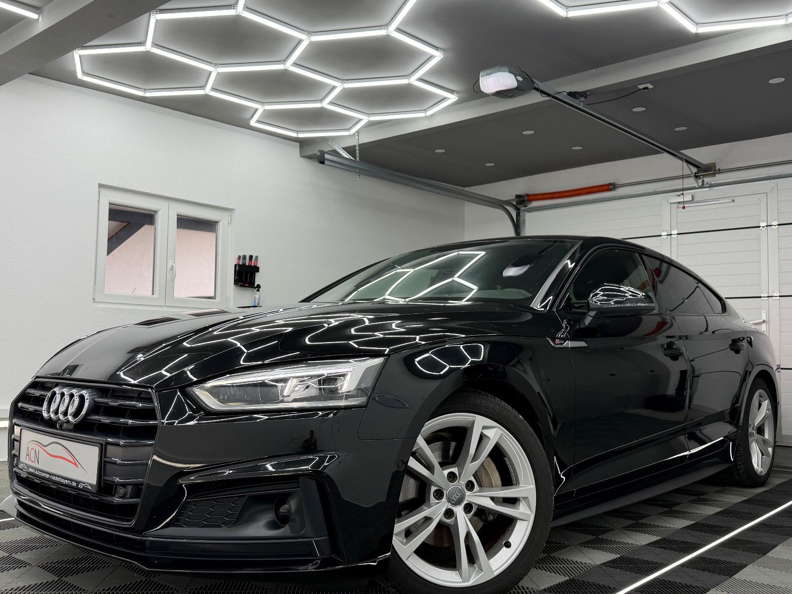 Fahrzeugabbildung Audi A5 Sportback 2.0 TDI S-LINE/360*/B&O/MASSAGE/ACC