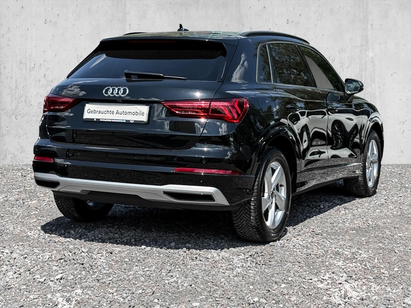 Audi Q3 ACC+VC+PDC+KAMERA+LED+HIFI+SHZ