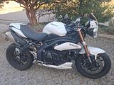 Triumph Speed Triple 1050 - TRIUMPH 2011 1050 SPEED TRIPLE