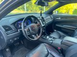Chrysler 300S V6 PANORAMA DACH APPLE CAR PLAY KEYLESS GO - Chrysler 300C von privat