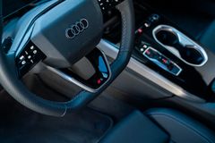 AUDI A6 TDI quattro/ LUFTFAHR./ 21"/ TECH PRO/ S LINE AUDI A6 TDI quattro/ LUFTFAHR./ 21"/ TECH PRO/ S LINE