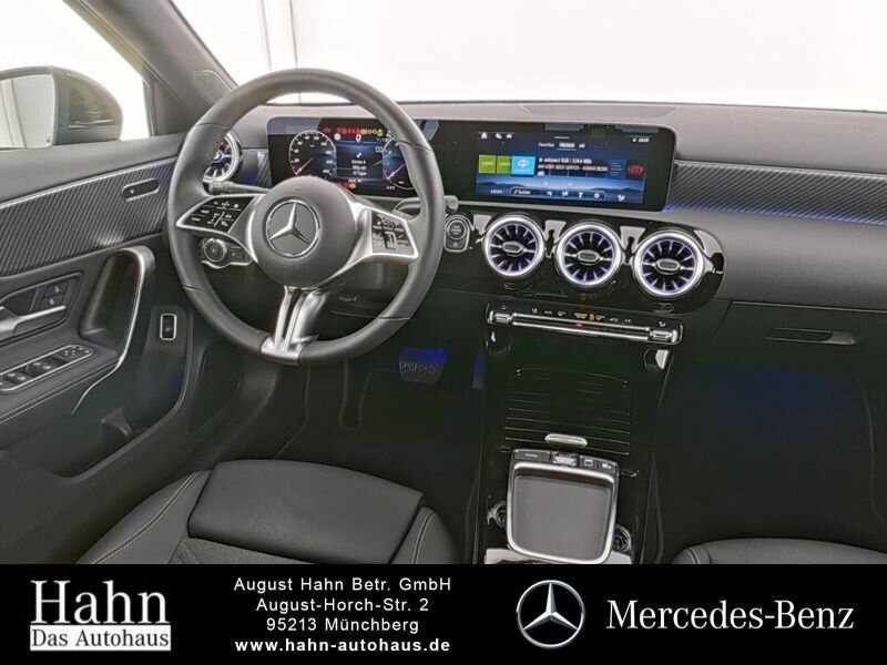 Fahrzeugabbildung Mercedes-Benz A 180 Limo PROGRESSIVE/LED/KAMERA/WINTER/AMBI/..