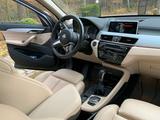BMW X1 xDrive18d/VOLL/Pano/Head-up/ParkAss/SdtH/HK - BMW X1: Xdrive18d