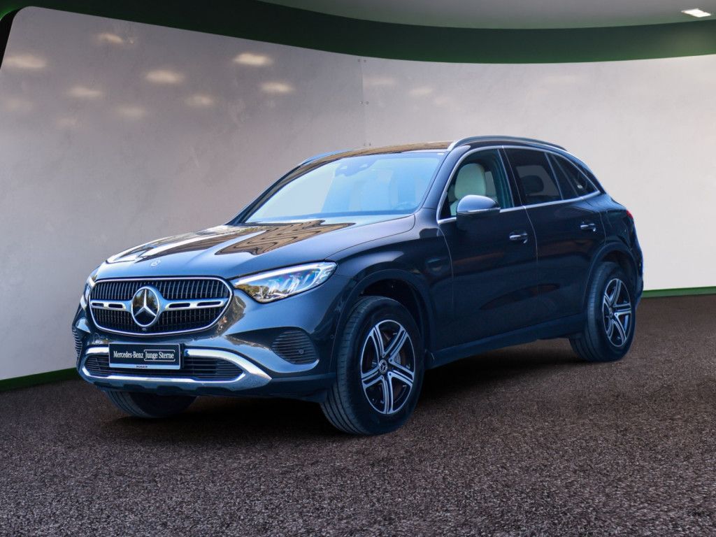 Mercedes-Benz GLC 300 e 4M Avantgarde Advanced AHK ACC PANO BT imagem 2